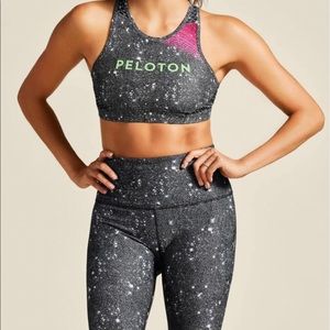 Peloton Girls Night Out HN Bra and Leggings Small